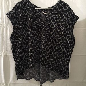 Universal Threads plus size Hi Lo Cropped Top